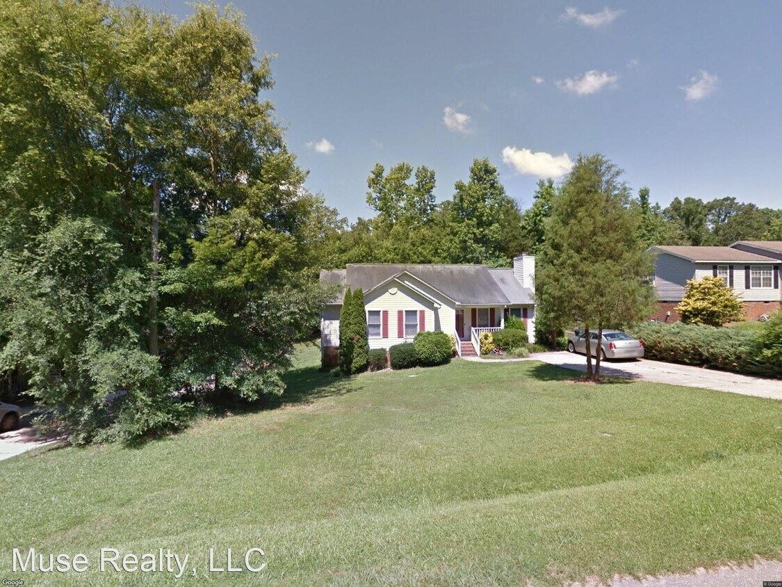 Primary Photo - 3 br, 2 bath House - 5007 Country Oaks Drive