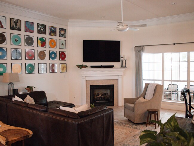 Building Photo - 807 Coldwater Creek Cir