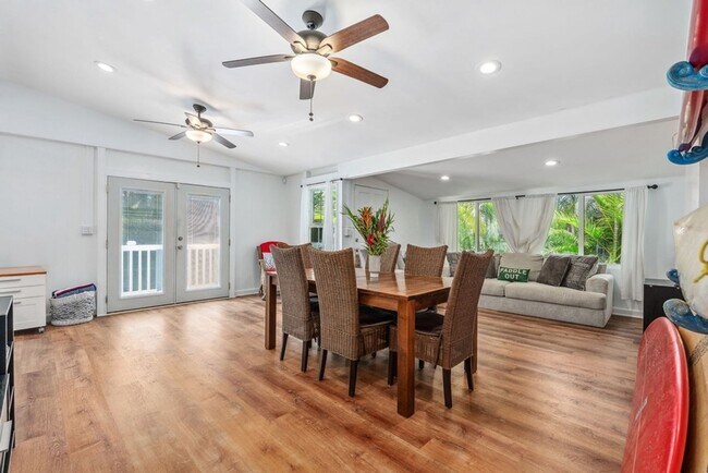 Foto del edificio - Ke Iki Beach Villa by Gather | Cozy Haleiwa Stay Near Top Surf Spots