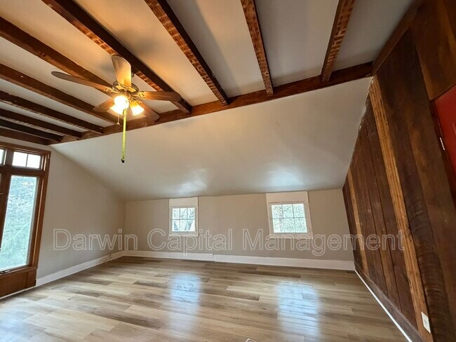 Foto del edificio - 1 Breakneck Rd