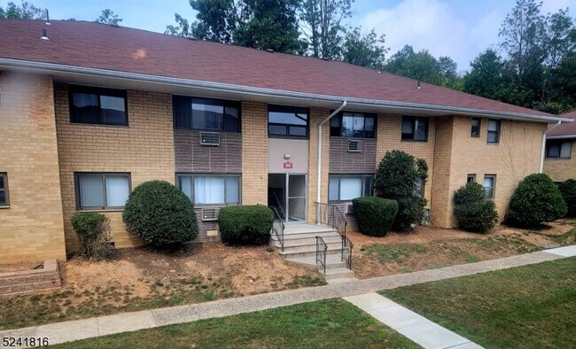 Building 31. 2nd floor unit - 401 US-22
