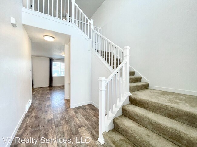 Foto del edificio - 5 br, 3.5 bath House - 3066 S. Red Pine Dr.