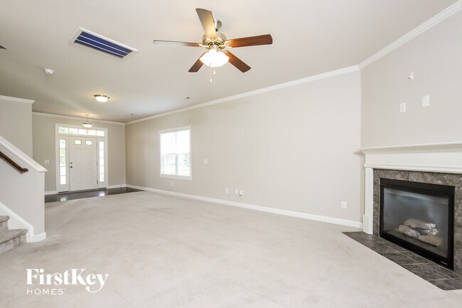 Foto del edificio - 111 Twisted Cypress Ln