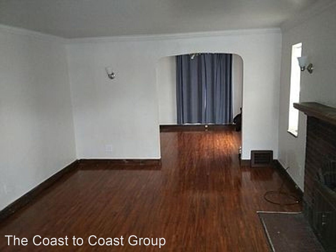 4 br, 1.5 bath House 14304 Freeland House Rental in Detroit, MI