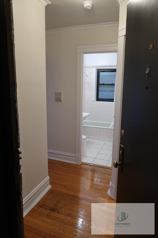 Foto del edificio - 2617 W Gunnison St
