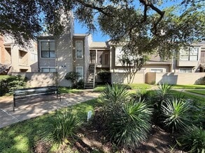 Building Photo - 6701 Sands Point Dr