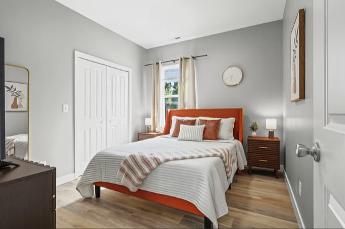 Building Photo - 2825 Macpherson Ave