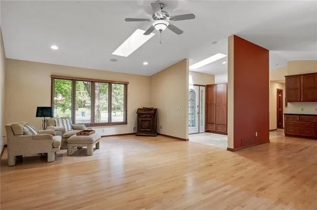 Building Photo - 957 Pine View Ct