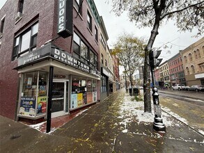 Building Photo - 25 Court St