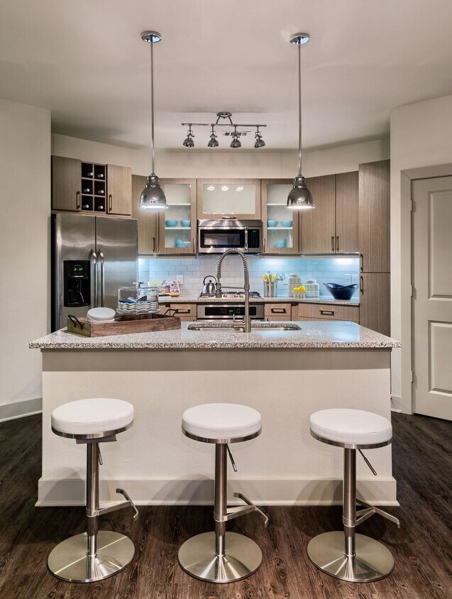 Foto principal - 1011 Studemont St