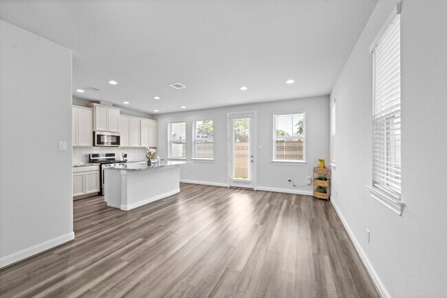 Foto del edificio - 9913 Brickhouse Dr