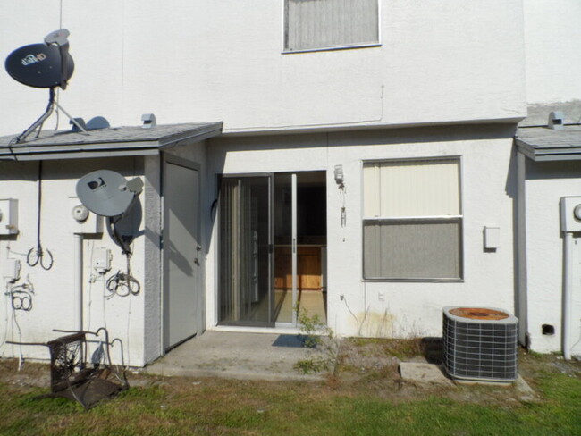 Building Photo - 3137 Windover Ave