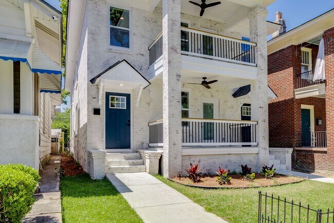 Foto del edificio - 905 E Park Ave