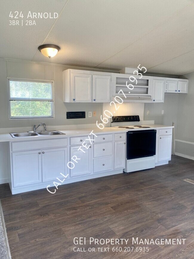 Building Photo - 424 Arnold-