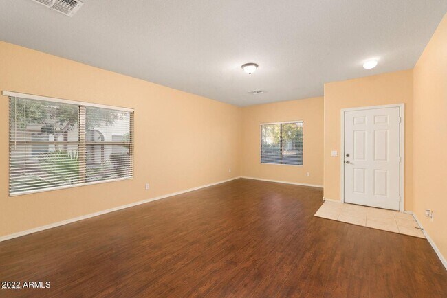 Building Photo - 2690 S Southwind Dr