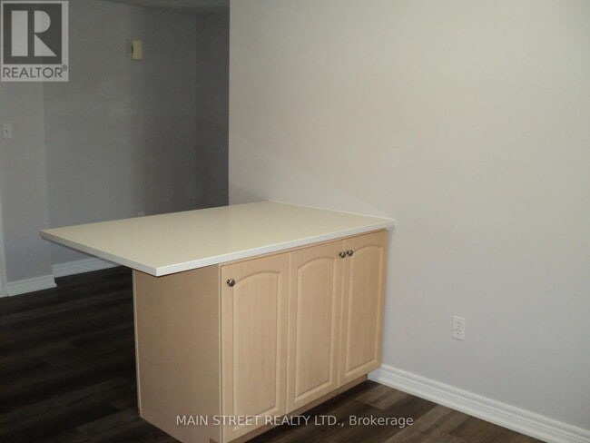 Building Photo - 43 Spitfire Dr