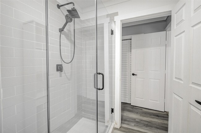 Building Photo - 609 Hurst Pl