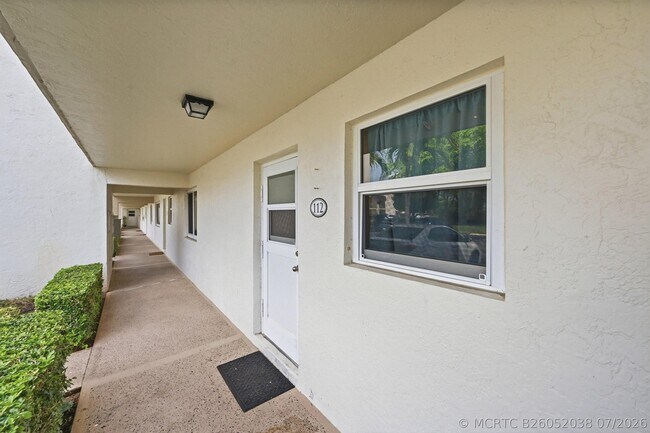 Building Photo - 2805 Casita Way