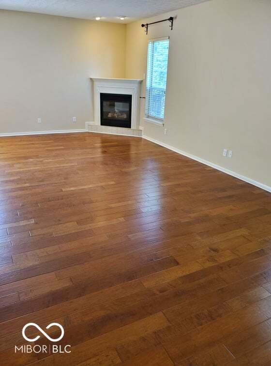 Foto del edificio - 10116 Hawks Lake Dr