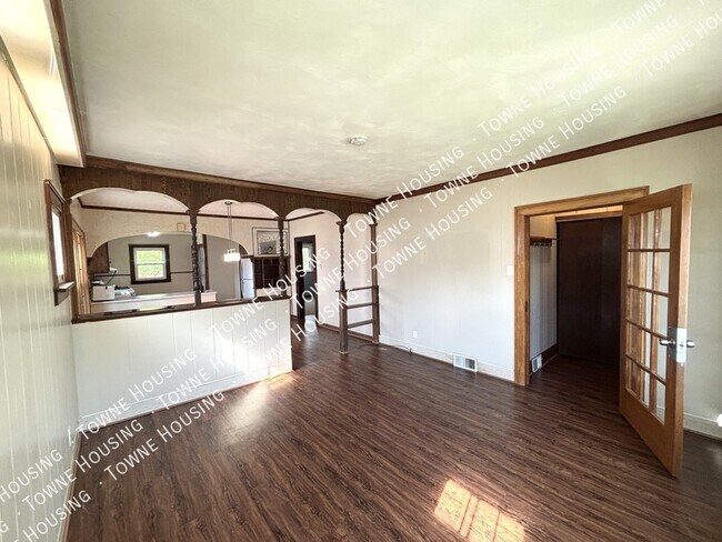 Foto del edificio - 2418 Whitney Ave