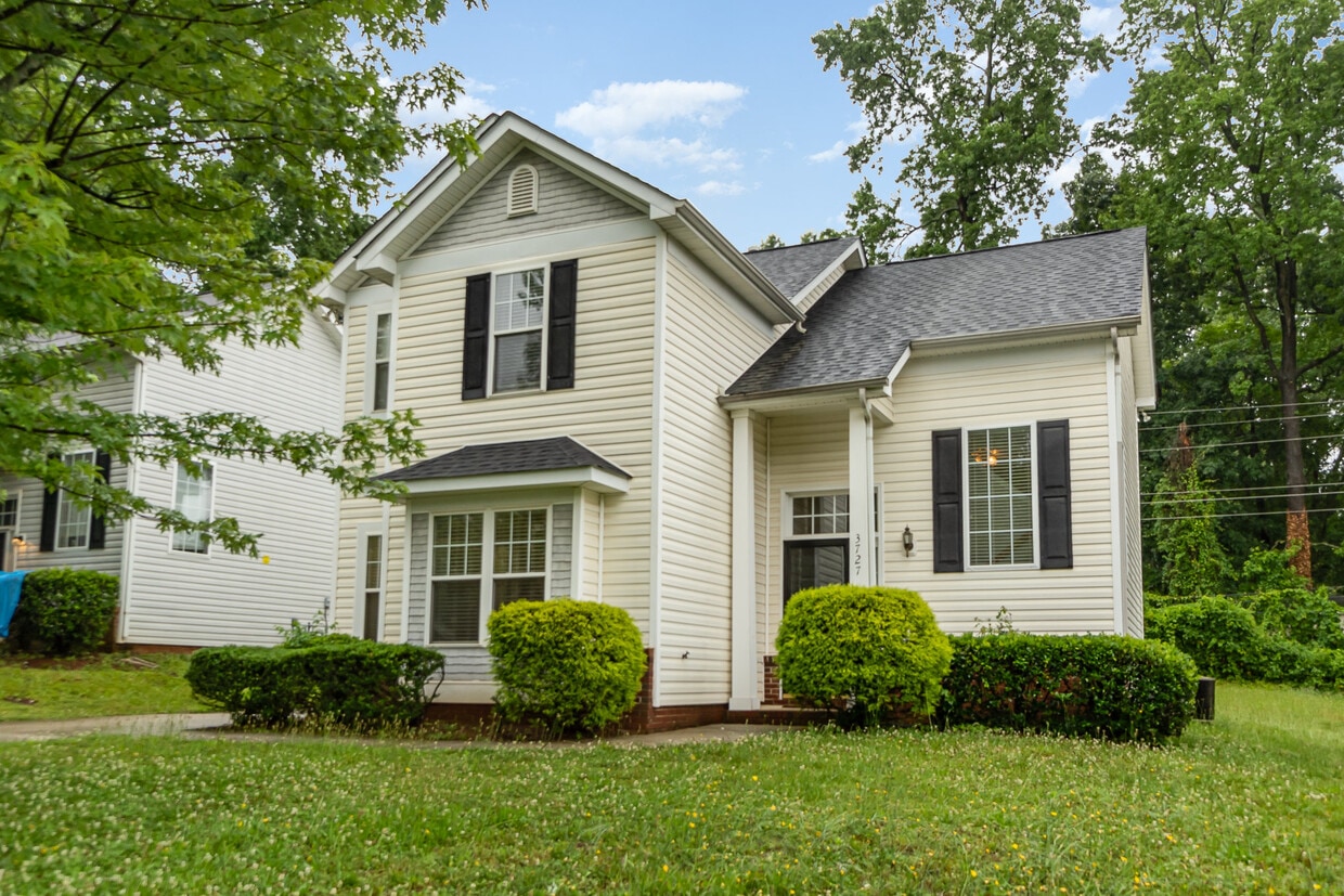 Photo - 3727 Bullard St (Charlotte, NC)