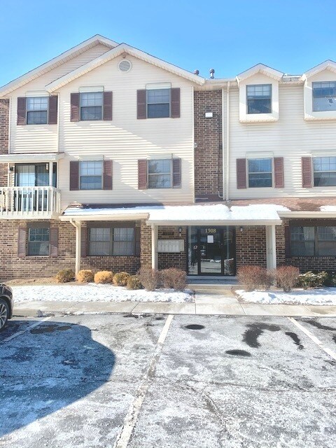 Foto del edificio - 1508 W Jefferson Ave