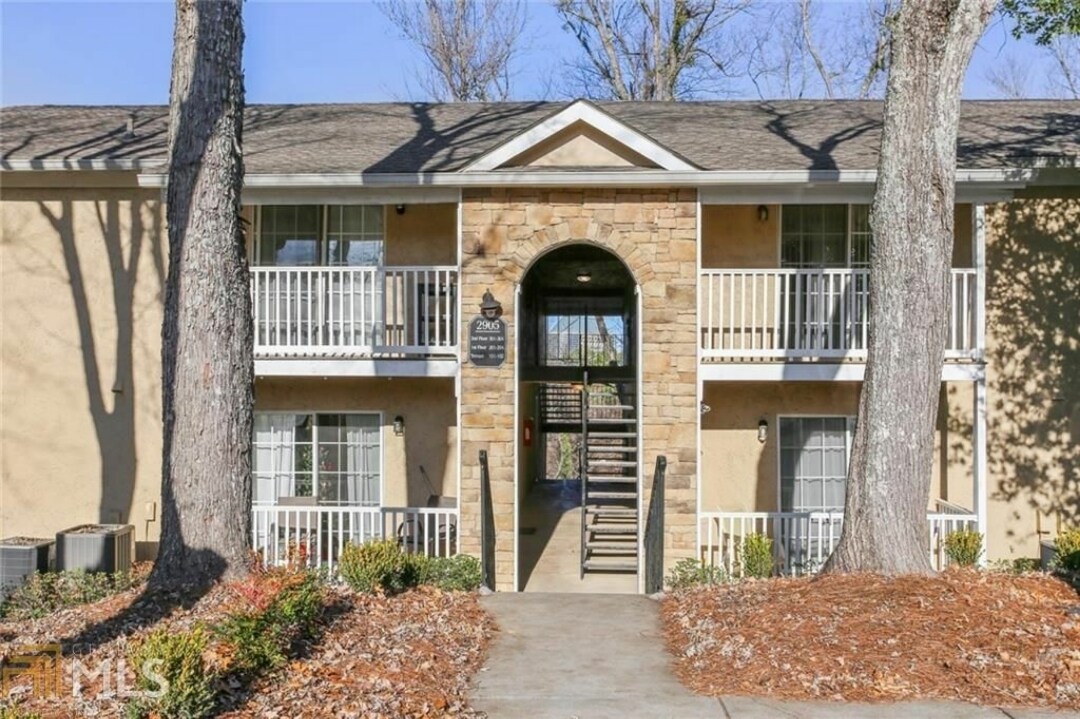 Primary Photo - 2905 Seven Pines Ln
