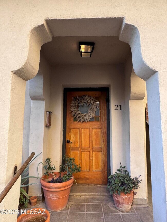 Foto del edificio - 21 E Corral St
