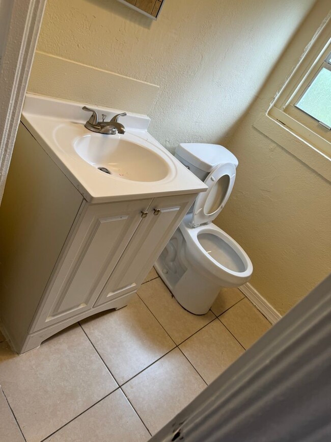 Foto del edificio - 2 bedroom 1 bathroom House