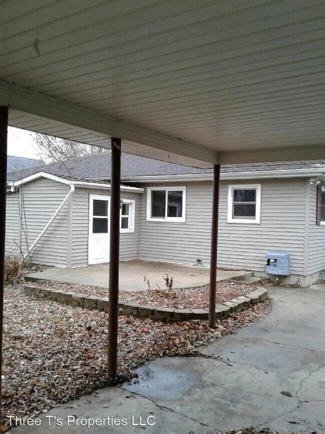 Building Photo - 3 br, 1 bath House - 337 East Mack Street