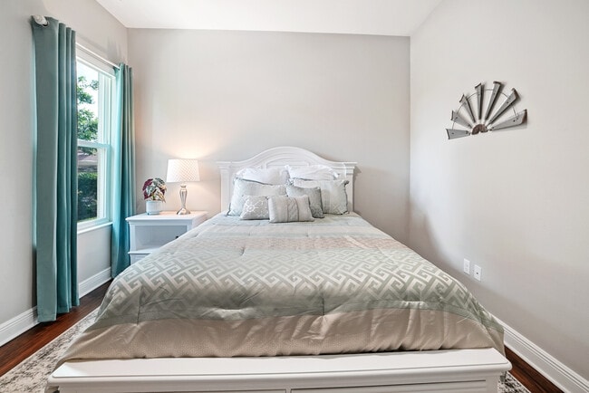 Foto del edificio - 7291 Heather Sound Loop