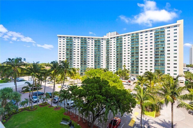 Building Photo - 19390 Collins Ave