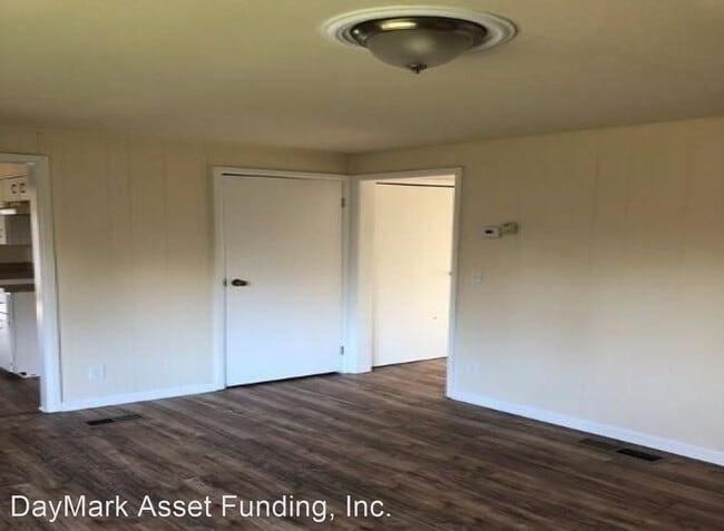 Building Photo - 3 br, 2 bath House - 150 Westmore Loop