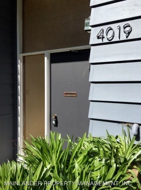 Foto del edificio - 4 br, 2.5 bath House - 4019 SW VERMONT ST