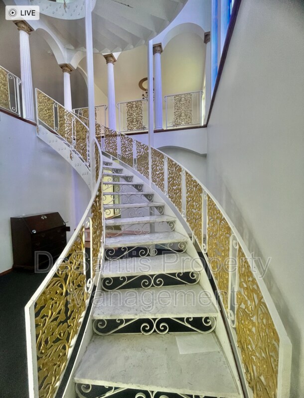 Foto del edificio - 2313 Athena St