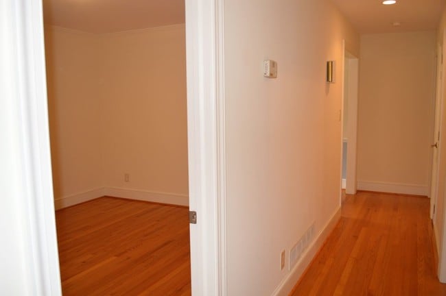 Building Photo - 3113 Monticello Raleigh NC 27612