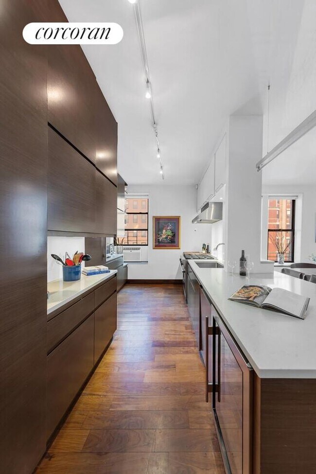 Foto del edificio - 401 W End Ave