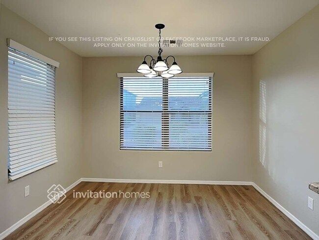 Building Photo - 2170 W Agrarian Hills Dr