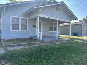 Building Photo - 317 N Jackson St