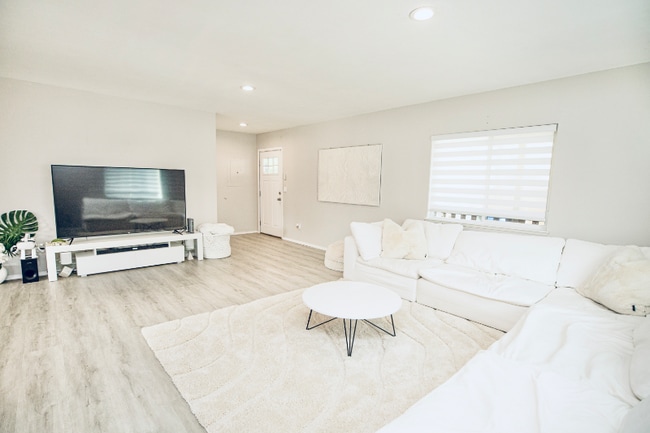 Foto del edificio - 509 Bridges Ave S