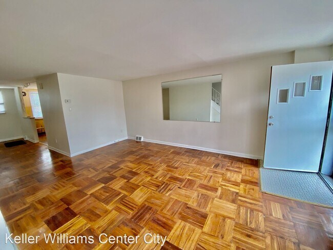 Building Photo - 3 br, 1.5 bath House - 1614 Packer Avenue