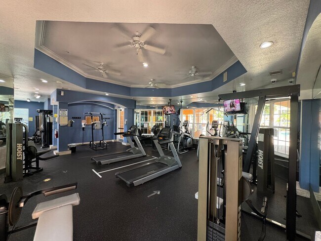 Foto del edificio - Cypress Fairways 1 Bedroom 1 Bath