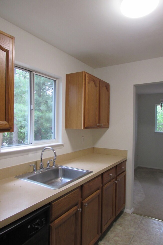 5 Templar Ct, Rockville, MD 20851 House Rental in Rockville, MD