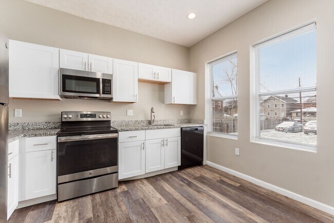 Foto del edificio - 1363 Summit St