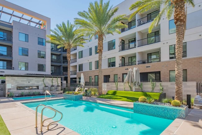 Foto del edificio - 701 W Rio Salado Pkwy