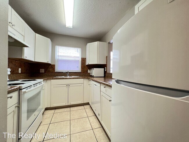 Foto del edificio - 4 br, 2 bath House - 1143 Fremont Park Ave