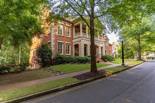 Building Photo - 3148 E Addison Dr