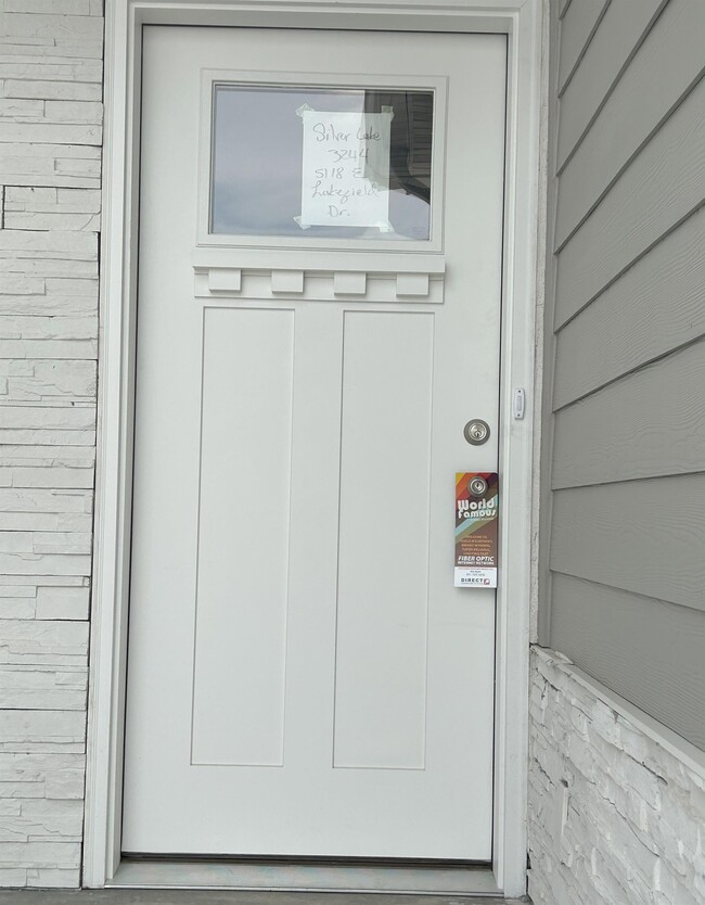 Building Photo - 5118 Lakefield Dr