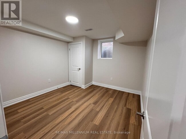 Building Photo - 30 Boswell Dr