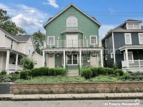 Building Photo - 1006 Oregon Ave